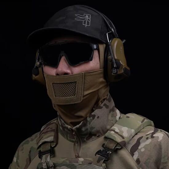 Airsoft_Sturmhaube_Balaclava_mit_Mesh_Mundschutz_Anwendung-jpg-1