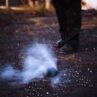 Elite_Force_6mm_Airsoft_Impact_Handgranate_Hailstorm_schwarz_use-jpg