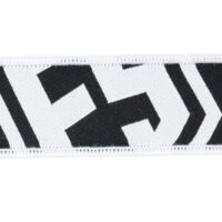 First_Strike_Schluesselanhaenger_mit_Logo_weiss_schwarz_close-jpg