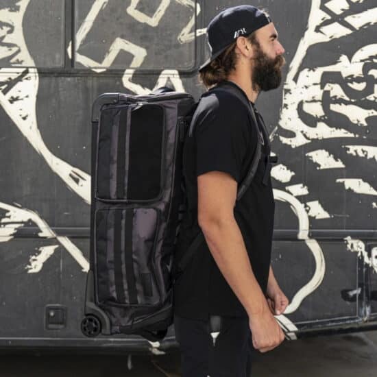 HK_Army_Expand_75L_Roller_Gear_Bag_Shroud_Blackout_carry