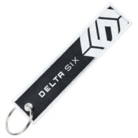 DELTA SIX Schlüsselanhänger mit Logo (weiss/schwarz)