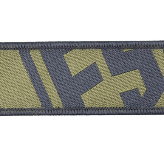 First_Strike_Schluesselanhaenger_mit_Logo_oliv_close-jpg