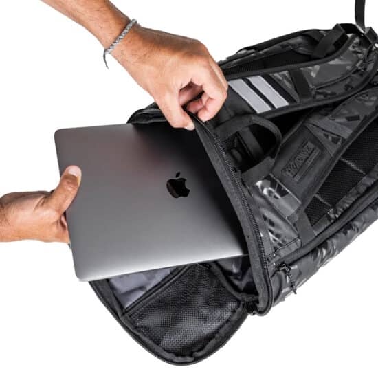 HK_Army_Cruiser_Backpack_Rucksack_schwarz_laptop-jpg